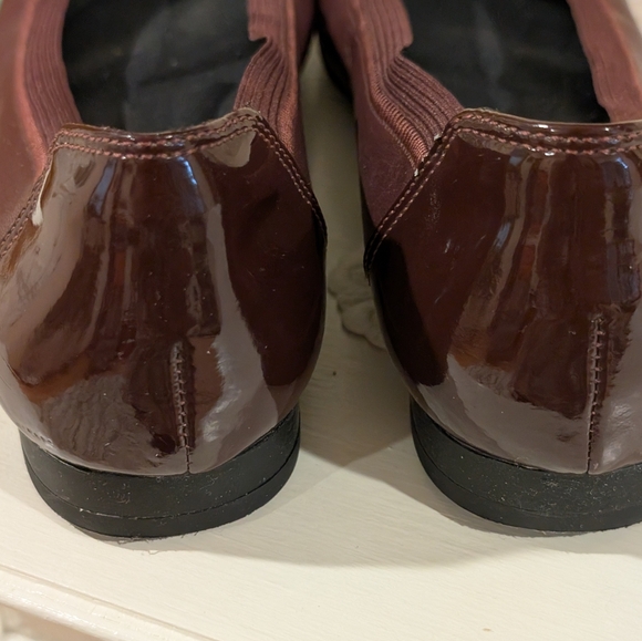 Naturalizer flats- size 7 - Picture 10 of 12